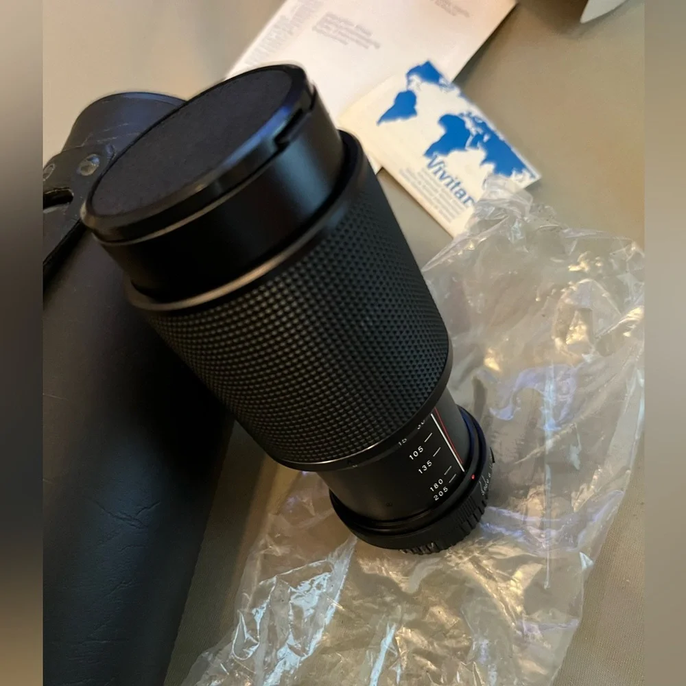 Vivitar Macro 75-205mm f3.8 1:4X zoom Lens, Leather case w/all instructions/docs